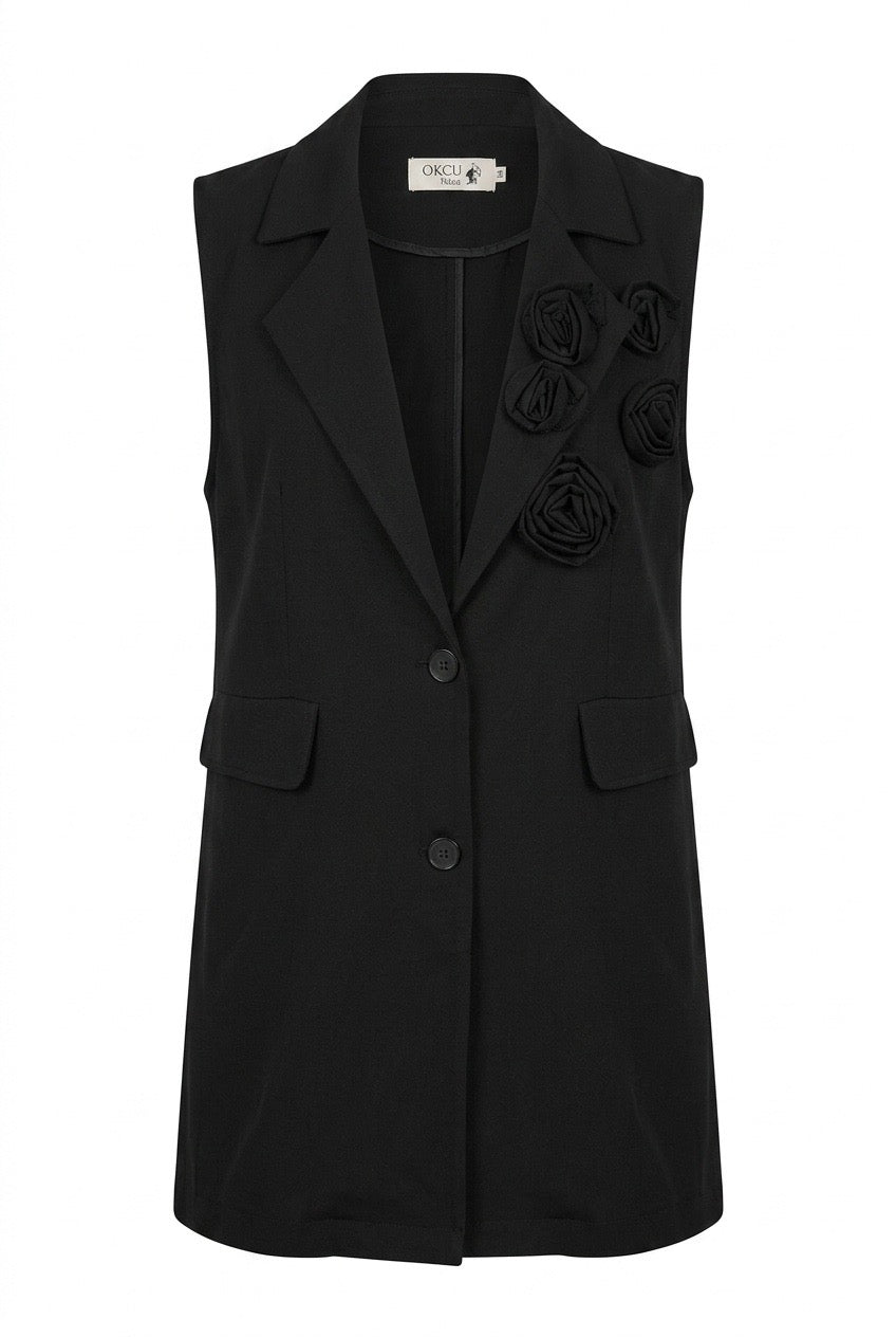 Black vest with flower embroidery