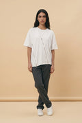 White T-shirt with zipper detail