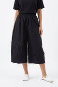 Black cropped Wide-Leg Pants with Floral Appliqué