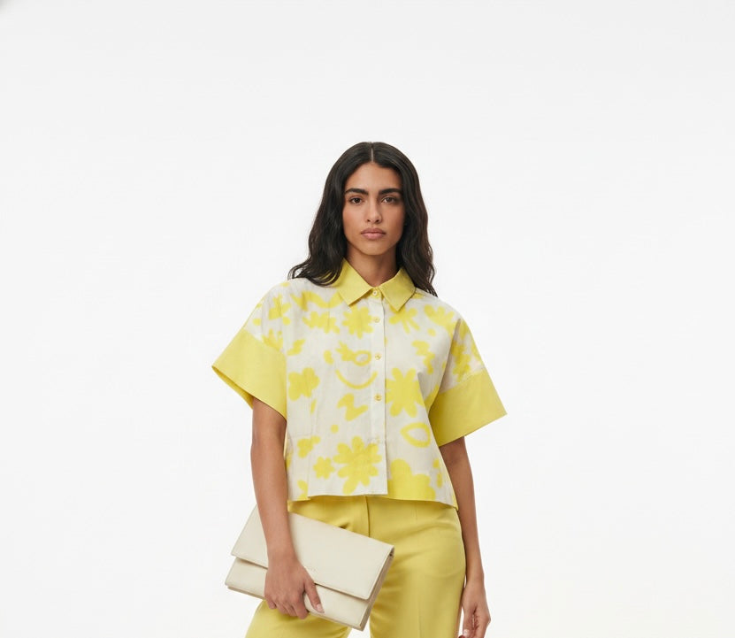 Yellow scribbles shirt