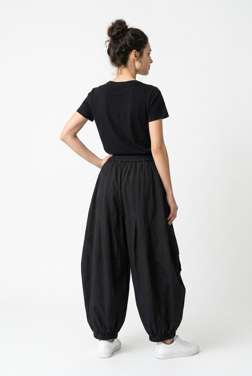 Black Cropped Balloon Pants