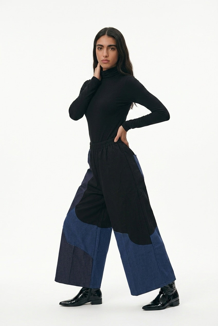 Wave Form Wide-Leg Pants